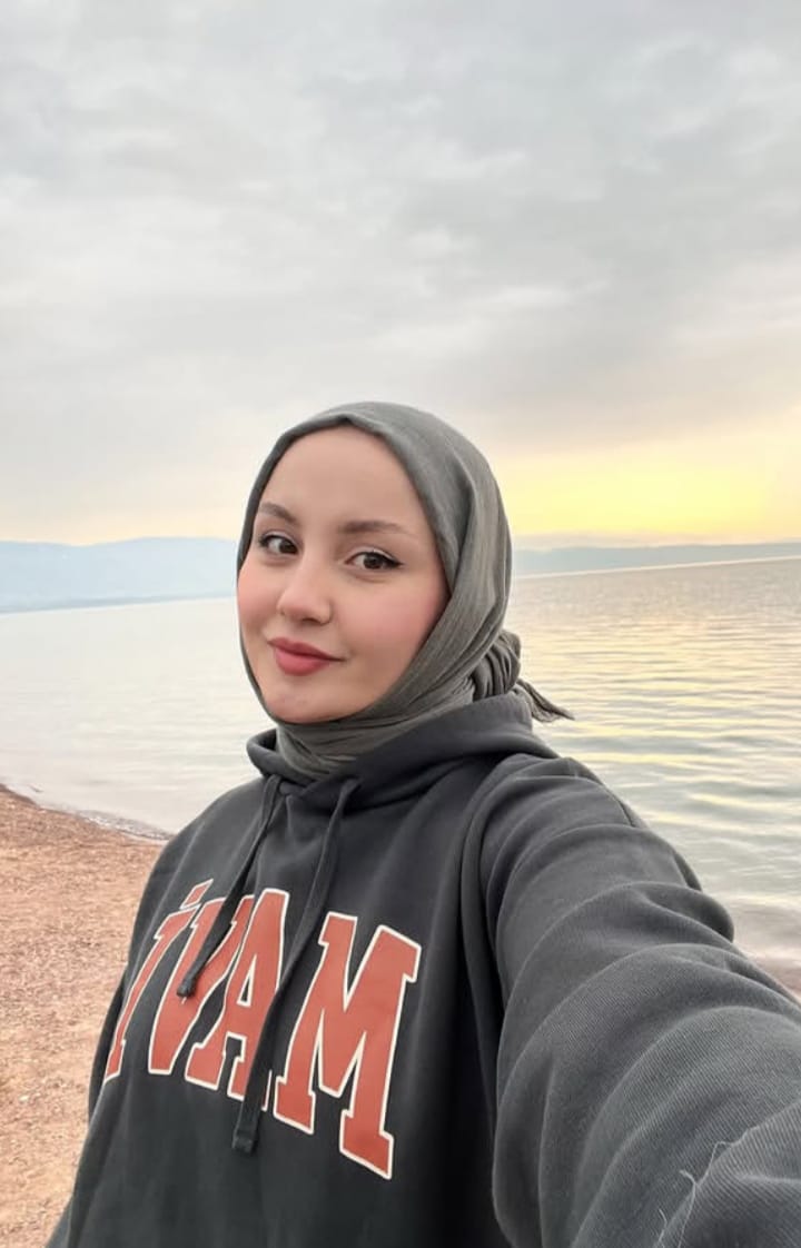 Çukurköy Başarılı Bayan Escort Bayan Gökçe